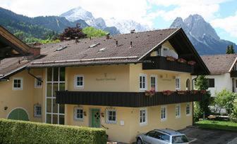 Alpenhof Garnihotel & Ferienwohnungen Garmisch-Partenkirchen Esterno foto